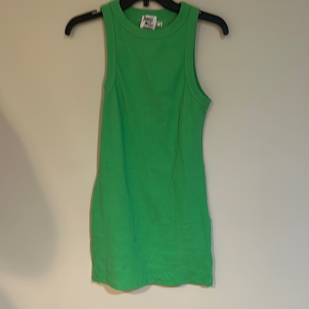 Green Sleeveless Dress